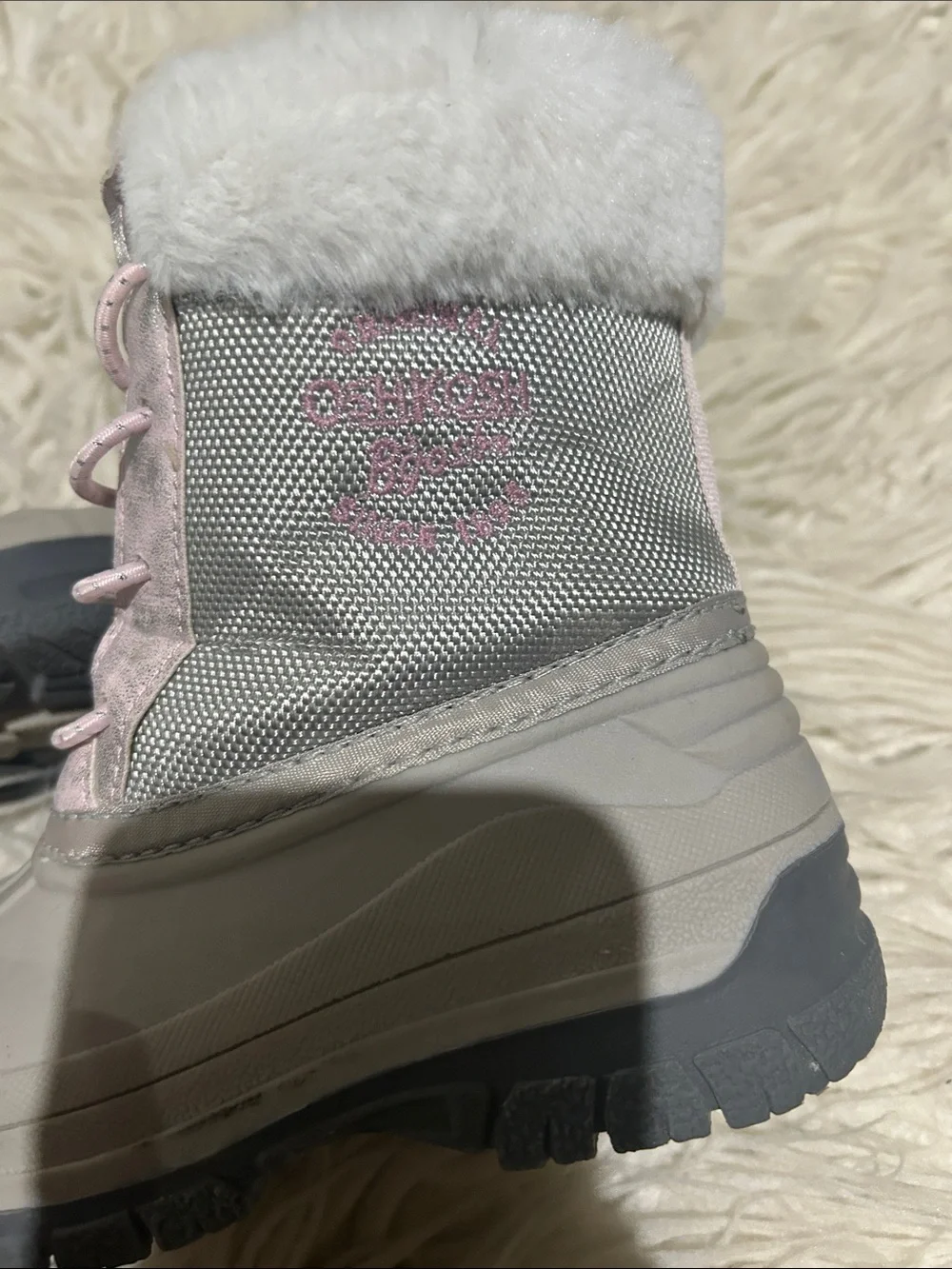 OshKosh BGosh toddlers sz 9 Gray & Pink Girls Snow Boots with Faux Fur Trim